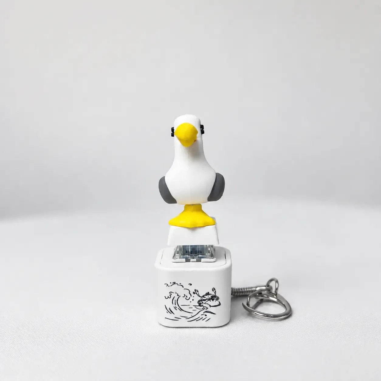 🕹️Seagull “MINE!” Button Keychain – Real Sound & LED Light 🎶💡